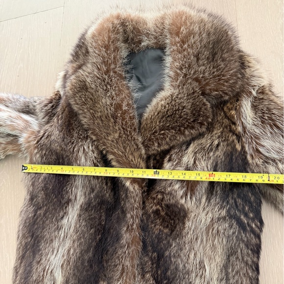 Classic Brown Real Fur Coat - Women's Jacket - Picture 5 of 9